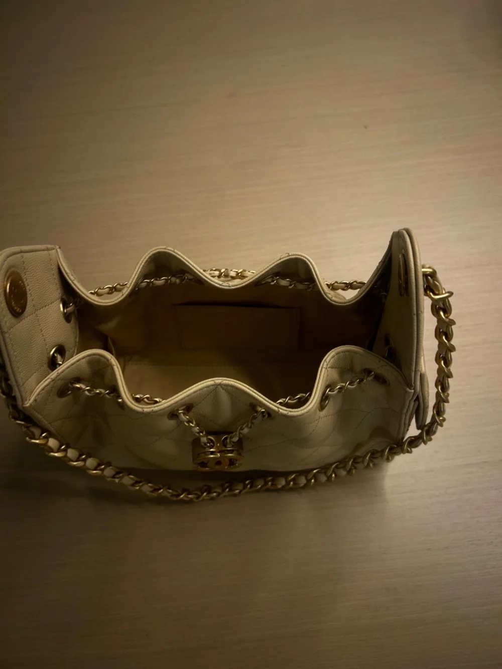 Chanel 25 Mini Hobo Bag beige grained calfskin w/gold hardware - Worn Once!